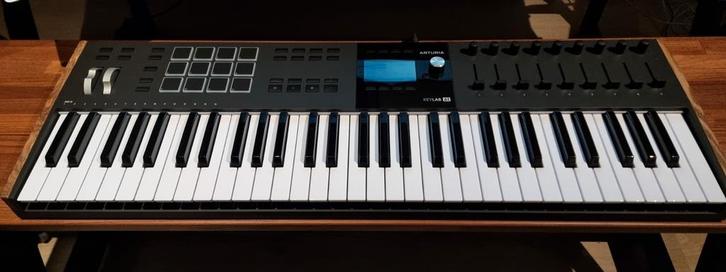 Arturia Keylab61 mk3, Muziek en Instrumenten, Midi-apparatuur, Nieuw, Ophalen