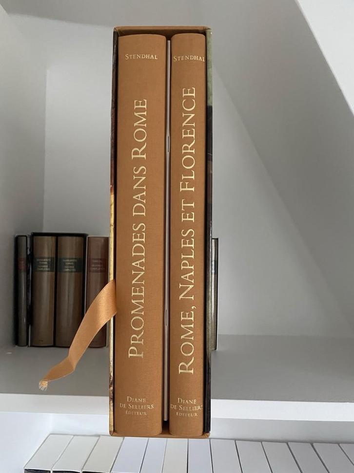 Livre de prestige Diane de Selliers - Voyages en Italie, Antiek en Kunst, Antiek | Boeken en Manuscripten, Ophalen