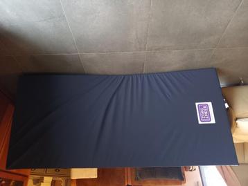 NIEUWE 1-persoonsmatras beschikbaar voor biedingen
