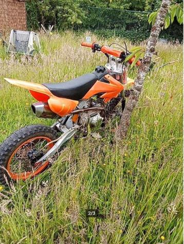 gaming setup plus 125 cc crosmotor te ruil  beschikbaar voor biedingen