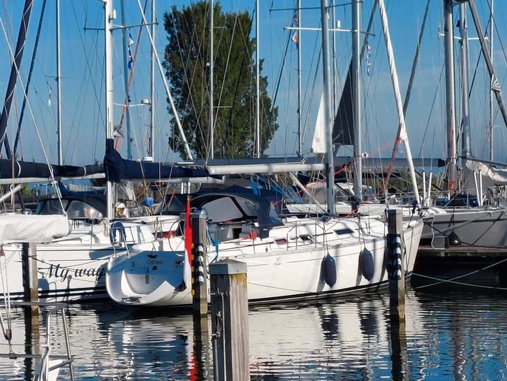 Dufour 36 Classic, Watersport en Boten, Kajuitzeilboten en Zeiljachten, Zo goed als nieuw, Tourjacht of Cruiser, Polyester, 9 tot 12 meter