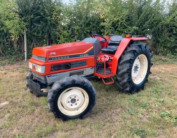 Minitractor Yanmar FX335-33pk- 4cil.-4x4- POWERSHIFT - SERVO beschikbaar voor biedingen
