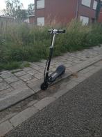 E scooter voor kindere kan max 15kmh gaan, Fietsen en Brommers, Steps, Ophalen