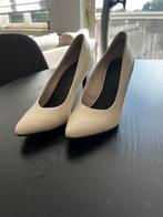 Crème witte pump., Vêtements | Femmes, Chaussures, Enlèvement ou Envoi, Chaussures à haut talons, Comme neuf, Blanc