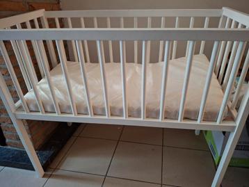wiegje in mooie staat, Kinderen en Baby's, Babywiegjes en Ledikanten, Ophalen, Gebruikt