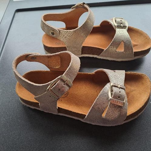 goudkleurige sandaaltjes, als nieuw, M 32, Kinderen en Baby's, Kinderkleding | Schoenen en Sokken, Zo goed als nieuw, Overige typen