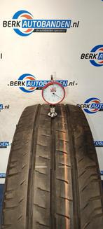 2x Continental ContiVanContact 200 215/60 R17C 109/107Y 215/, Auto-onderdelen, Banden en Velgen, 17 inch, Ophalen of Verzenden