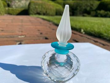 Swarofski parfumflesje beschikbaar voor biedingen
