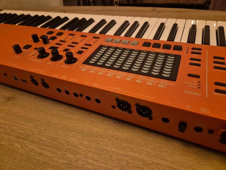 vox continental performance keyboard 61 key, Muziek en Instrumenten, Keyboards, Zo goed als nieuw, 61 toetsen, Korg, Ophalen