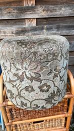 Voetbankje( poef), Enlèvement, Comme neuf