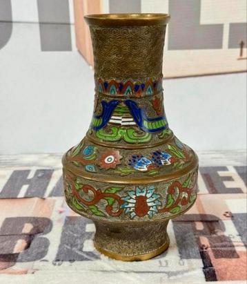 Antieke Japanse Japan antiek Vaas Brons of messing 20e Eeuw beschikbaar voor biedingen