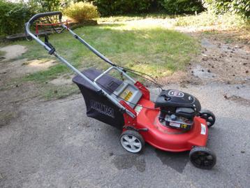 grasmaaier zelftrekker GTM professional om na te zien  beschikbaar voor biedingen