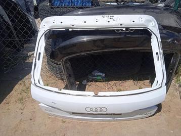 Audi A6 C8 stationwagon achterklep beschikbaar voor biedingen