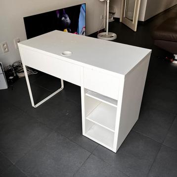 Bureau beschikbaar voor biedingen