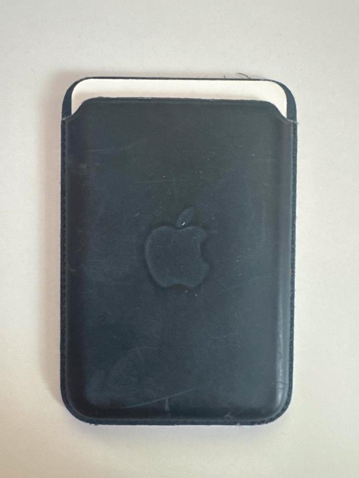 Portefeuille Apple FineWoven MagSafe (bleu foncé), Télécoms, Téléphonie mobile | Housses, Coques & Façades | Apple iPhone, Utilisé