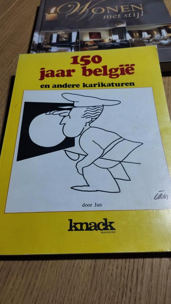 150 jaar België en andere karikaturen., Boeken, Humor, Gelezen, Ophalen of Verzenden