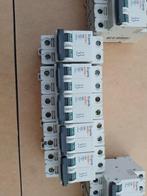 Automaten overschot bouw zekeringkast, Doe-het-zelf en Bouw, Elektriciteit en Kabels, Ophalen, Zo goed als nieuw