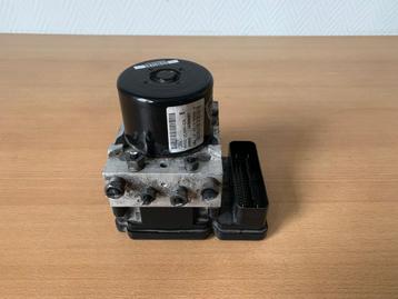 ABS pomp ford fiesta 2009 tot 2014 AV592C405EA 10021206604 beschikbaar voor biedingen