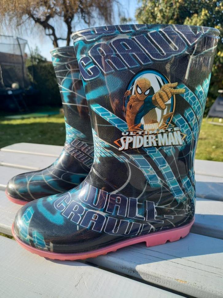SPIDERMAN 31 laarzen als nieuw, Kinderen en Baby's, Kinderkleding | Schoenen en Sokken, Zo goed als nieuw, Laarzen, Ophalen of Verzenden