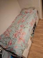 Eenpersoonsbed, Huis en Inrichting, Slaapkamer | Complete slaapkamers, Ophalen