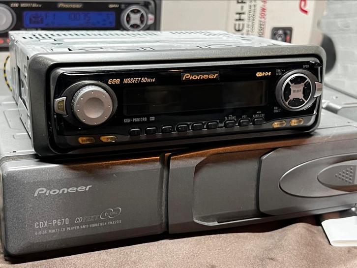 Pioneer KEH-P6010RB + Bluetooth + 6cd-oplader, Auto diversen, Autoradio's, Ophalen of Verzenden