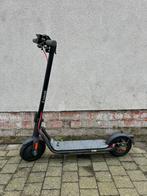 Navee V40 Pro e-step voor onderdelen of reparatie, Fietsen en Brommers, Steps, Ophalen, Elektrische step (E-scooter)