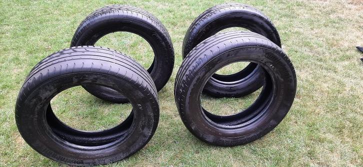 Zomerbanden, 215/60R16, praktisch nieuw. Min. 100euro., Auto-onderdelen, Banden en Velgen, Band(en), Zomerbanden, 16 inch, 215 mm