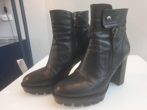 bottines boots Laura Bellariva 225€ cuir noir 36, Vêtements | Femmes, Chaussures, Porté, Boots et Botinnes, Noir, Enlèvement ou Envoi