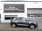 Volkswagen T-Roc 1.5TSi Style DSG,NAVI,ADAPT.CRUISE,PDC V+A,, Automaat, Stof, 4 cilinders, 5 zetels