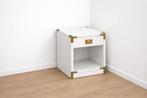 Gratis wit nachtkastje / bijzetkastje – NU WEG, Ophalen, Gebruikt