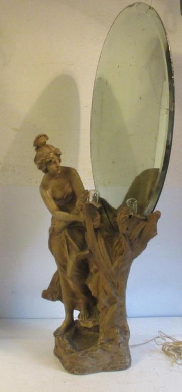 art nouveau terra cotta vrouw baadster met spiegel beschikbaar voor biedingen