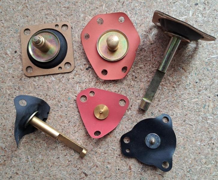 OLDTIMERS CARBURATEURMEMBRANEN - NIEUW, Auto-onderdelen, Brandstofsystemen, Alfa Romeo, Audi, BMW, Citroën, Fiat, Ford, Jeep, Opel