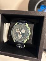 Moonswatch earth nieuw 1e gen., Handtassen en Accessoires, Horloges | Heren, Kunststof, Polshorloge, Nieuw, Ophalen of Verzenden