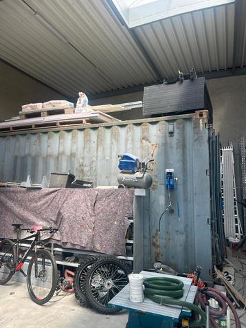 Stevige 20ft tweedehands zeecontainer – Wind- en waterdicht, beschikbaar voor biedingen