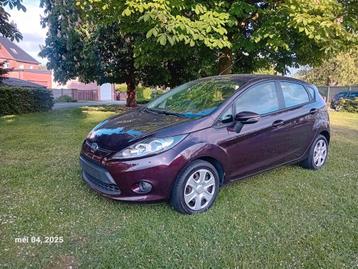Ford fiesta  benzine beschikbaar voor biedingen