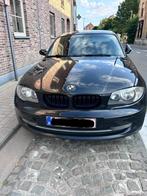 BMW 116d AIRCO GPS PDC 2009 !! SCHADEWAGEN !!, Auto's, BMW, Parkeersensor, 1 Reeks, Zwart, 4 cilinders