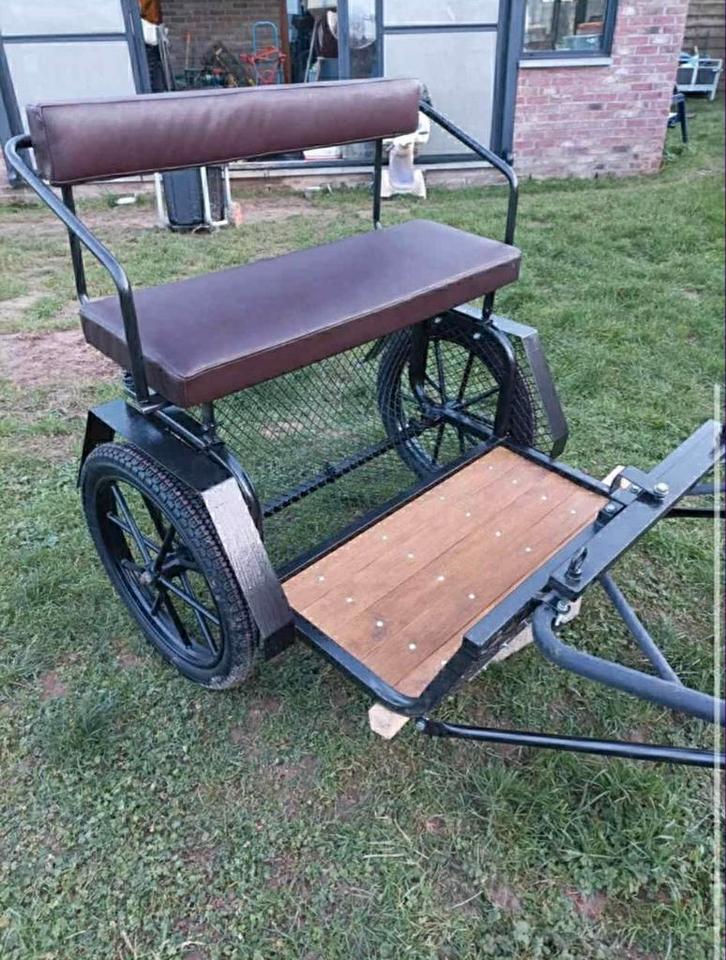 Sulky (maat pony) + tuig (maat mini shet) te koop, Dieren en Toebehoren, Rijtuigen en Koetsen, Zo goed als nieuw, Sulky, Pony