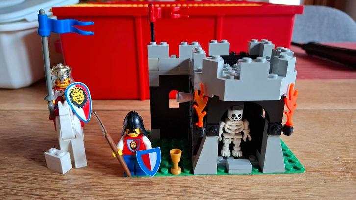 Lego castle sets 6036 & 6008, Kinderen en Baby's, Speelgoed | Duplo en Lego, Gebruikt, Lego, Complete set, Ophalen