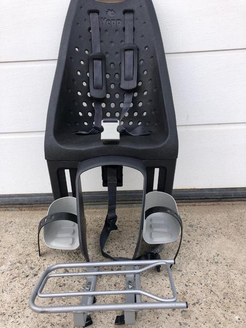fietsstoel Thule Yepp + adapter, Fietsen en Brommers, Fietsaccessoires | Fietsstoeltjes, Gebruikt, Achterzitje, 15 t/m 25 kg, Ophalen