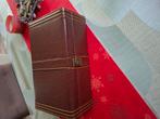 Lederen wijnkist met accessoires en wijn, Huis en Inrichting, Ophalen, Zo goed als nieuw