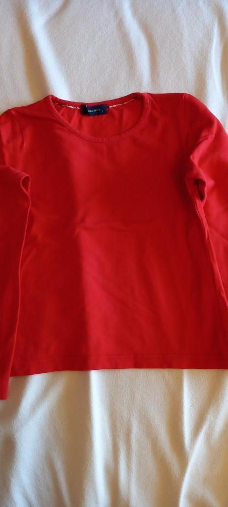 rode longsleeve burberry maat 128, Kinderen en Baby's, Kinderkleding | Maat 128, Zo goed als nieuw, Meisje, Shirt of Longsleeve