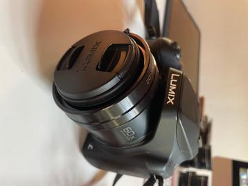 compact camera panasonic DC-FZ82 beschikbaar voor biedingen