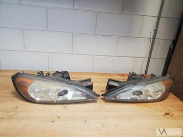 Nissan Primera 1999 - 2003 XENON koplamp links rechts €100st beschikbaar voor biedingen
