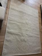 Tapis moderne,blanc cassé avec motif beige.Mesures:1m95*1m37, Maison & Meubles, Ameublement | Tapis & Moquettes, Crème, 150 à 200 cm