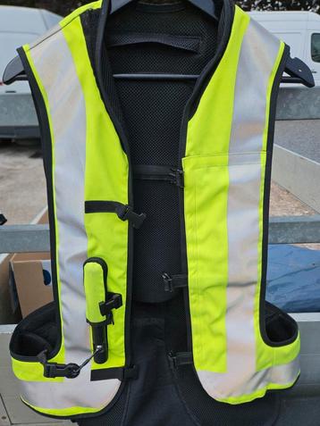 Helite Airbagvest XL zgan beschikbaar voor biedingen