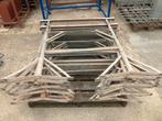 10 tréteaux en maçonnerie galvanisés, Bricolage & Construction, Échelles & Escaliers, Enlèvement, Utilisé