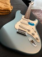 2005 Fender Stratocaster (in vintage Pelham Blue finish), Muziek en Instrumenten, Ophalen of Verzenden, Zo goed als nieuw, Fender