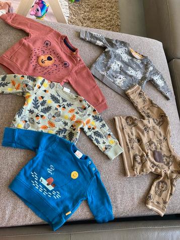 Baby kleren jongens 50/58 en 62/68 beschikbaar voor biedingen