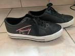 Schoenen sneakers Tommy Hilfiger 41 als nieuw, Kleding | Heren, Schoenen, Ophalen of Verzenden
