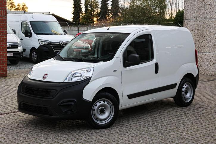 Fiat Fiorino AIRCO*SLECHTS-37999KM*RADIO-CD*TREKHAAK*, Auto's, Bestelwagens en Lichte vracht, Bedrijf, Te koop, ABS, Airbags, Airconditioning